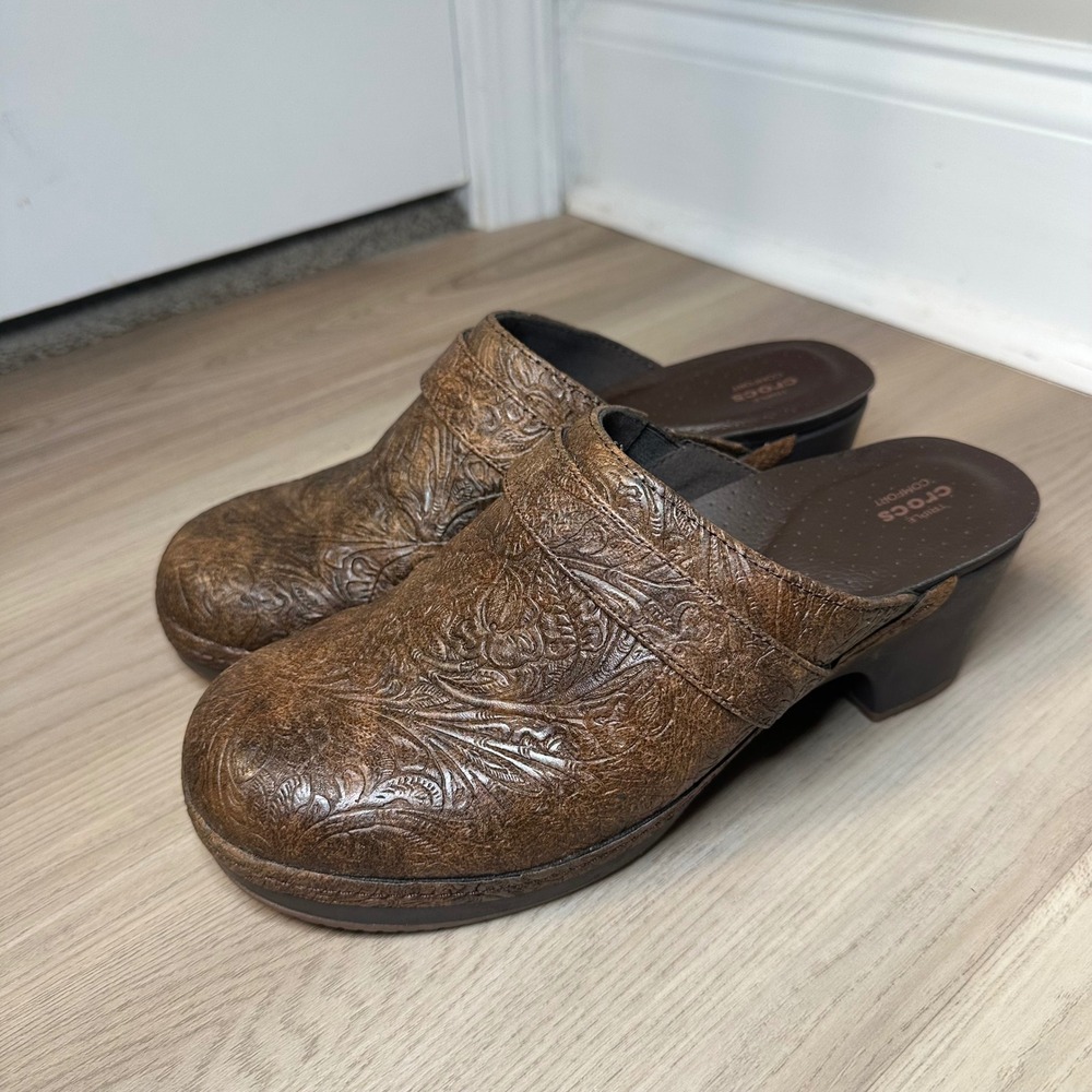 Crocs Sarah Tooled Clog Mule Women's 8 Brown Triple Comfort Slip On Shoes